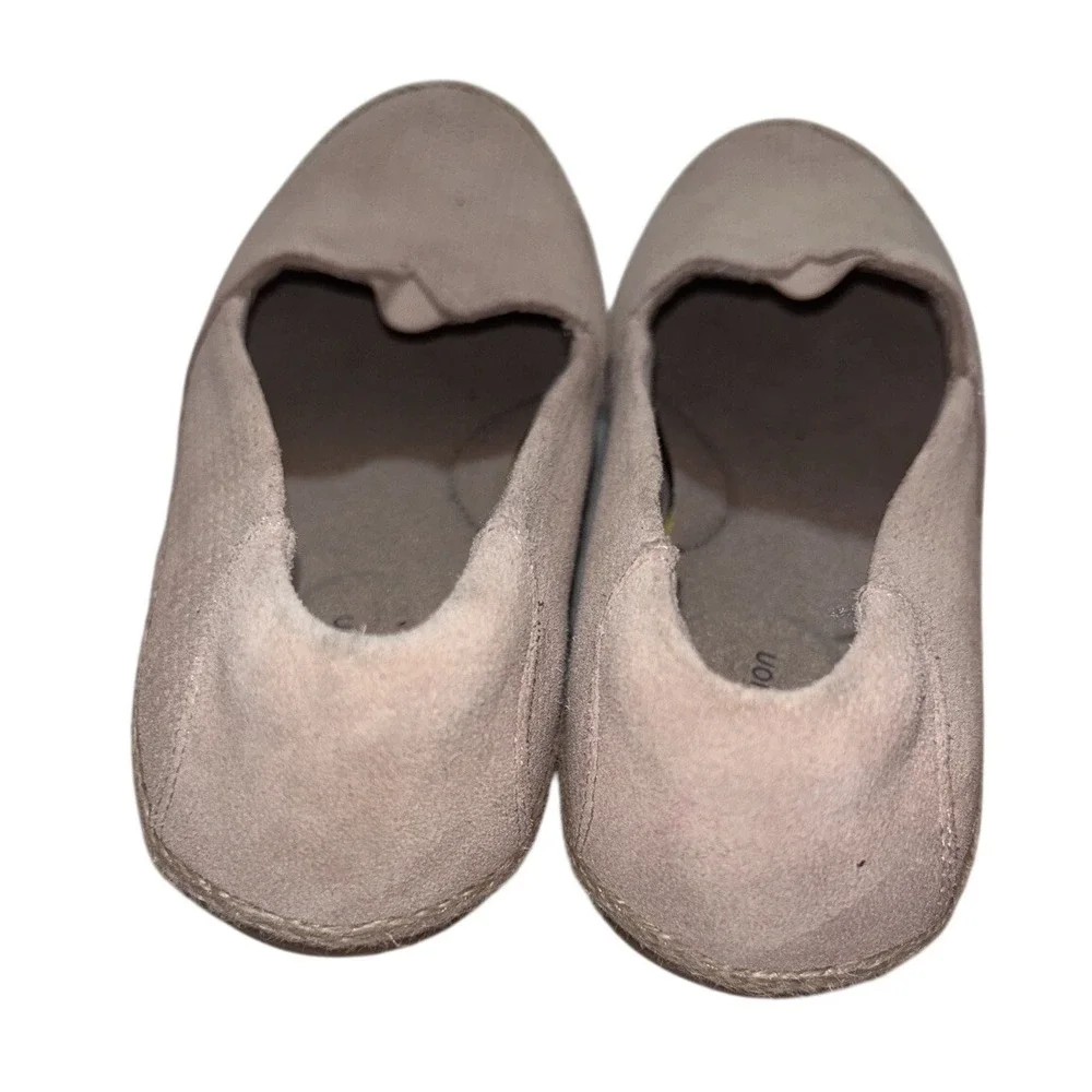Clarks Collection Women 8.5‎ M Blush Pink Perforated Suede Espadrille Flats